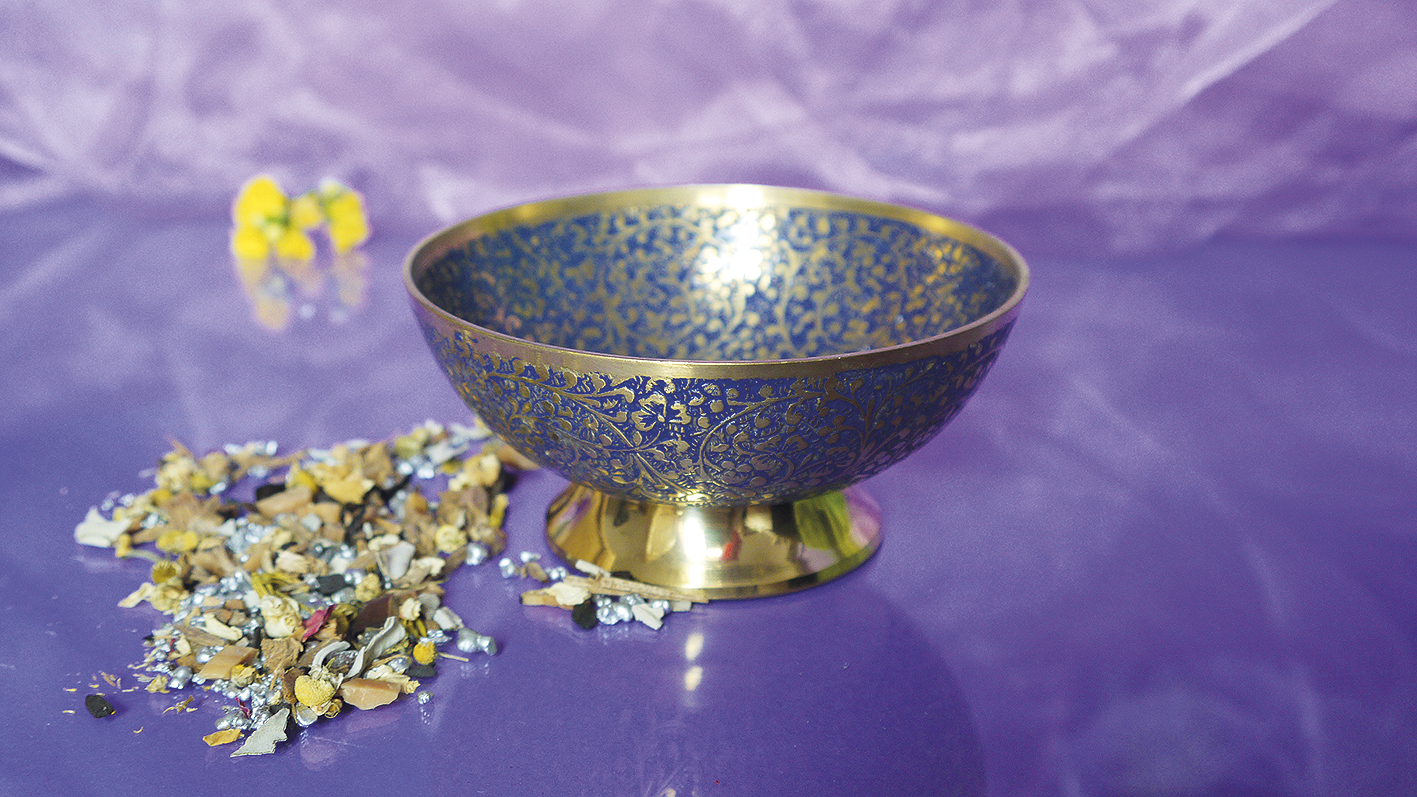 Räucherschale Indore blau, Messing