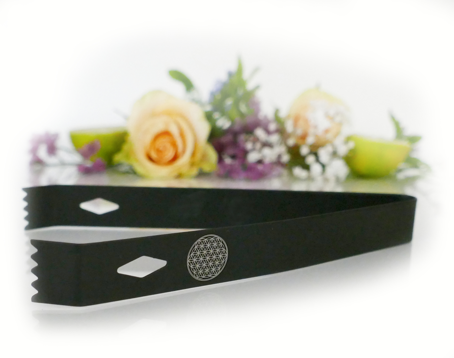 Kohlezange schwarz gepulvert